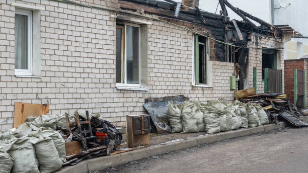 24/7 Emergency Fire Damage Removal experts in Lake San Marcos, CA